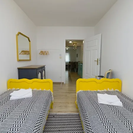 Apartment - Folk District *